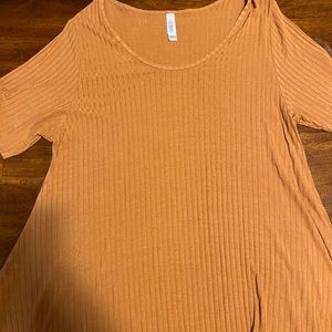 Lularoe size L shirt NWOT